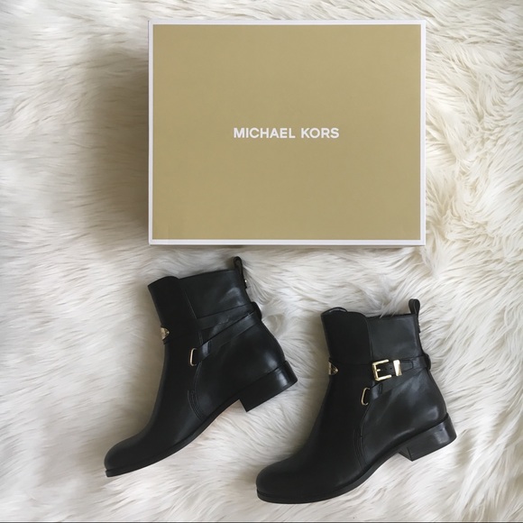 🎉LAST ONE 🎉New! Michael Kors boots - Picture 5 of 9